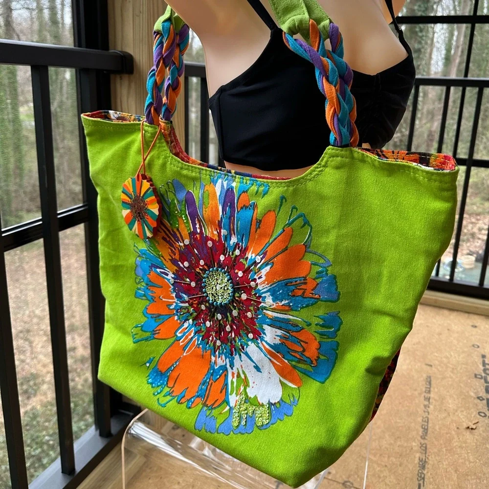 Artsy Floral Designer Colorful Resort Tote Fun-Loving Beach Trip Cruise-Like New - Picture 5 of 12